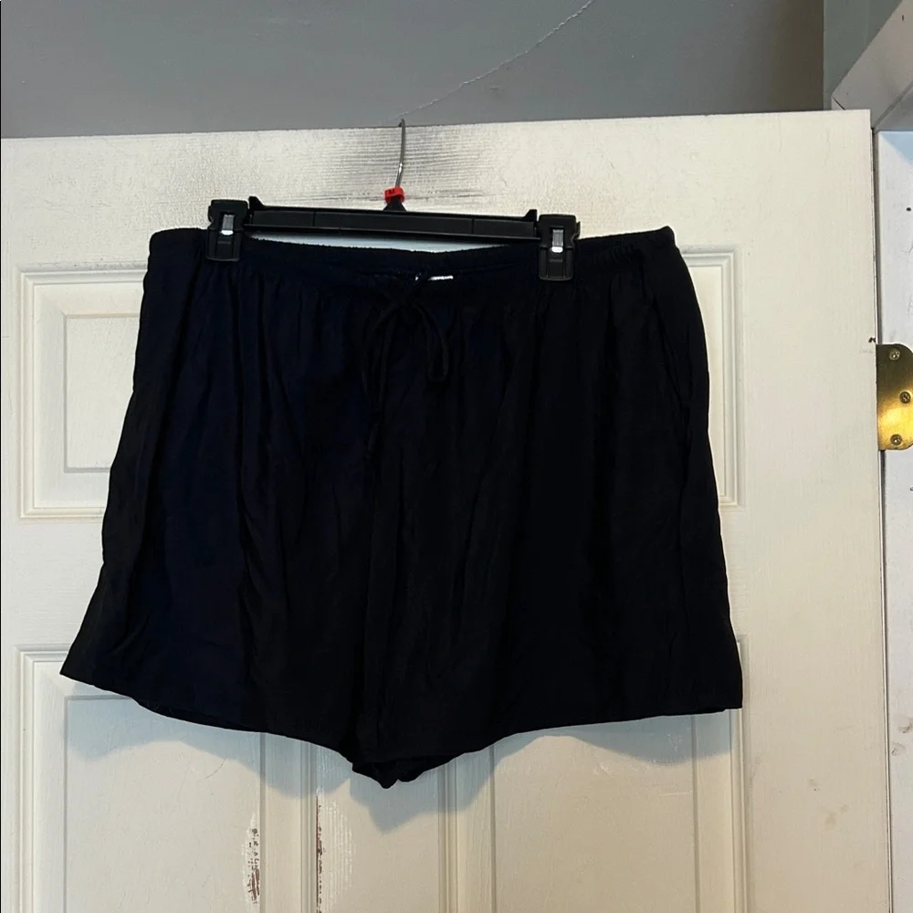 Elisabeth by Liz Claiborne Black Shorts Size 1X